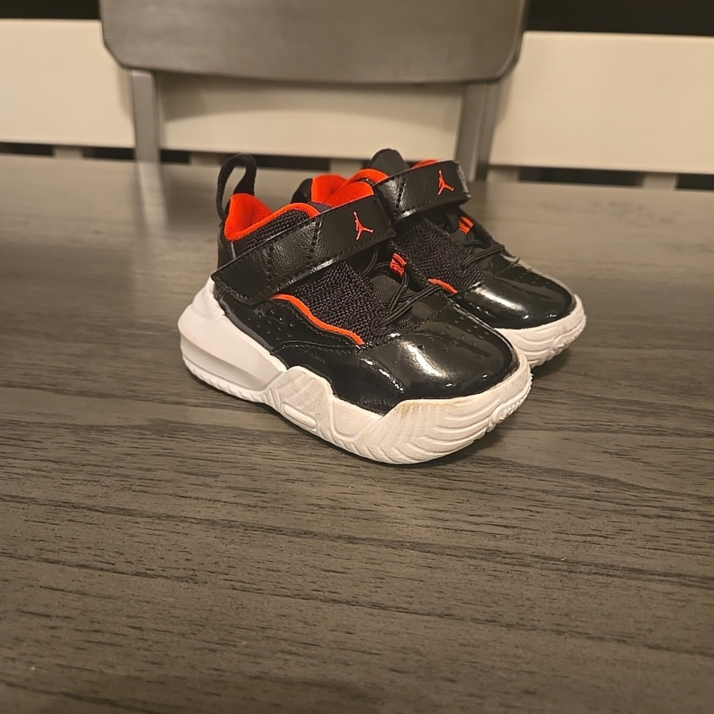 Jordan Kids Black and Red Sneakers
